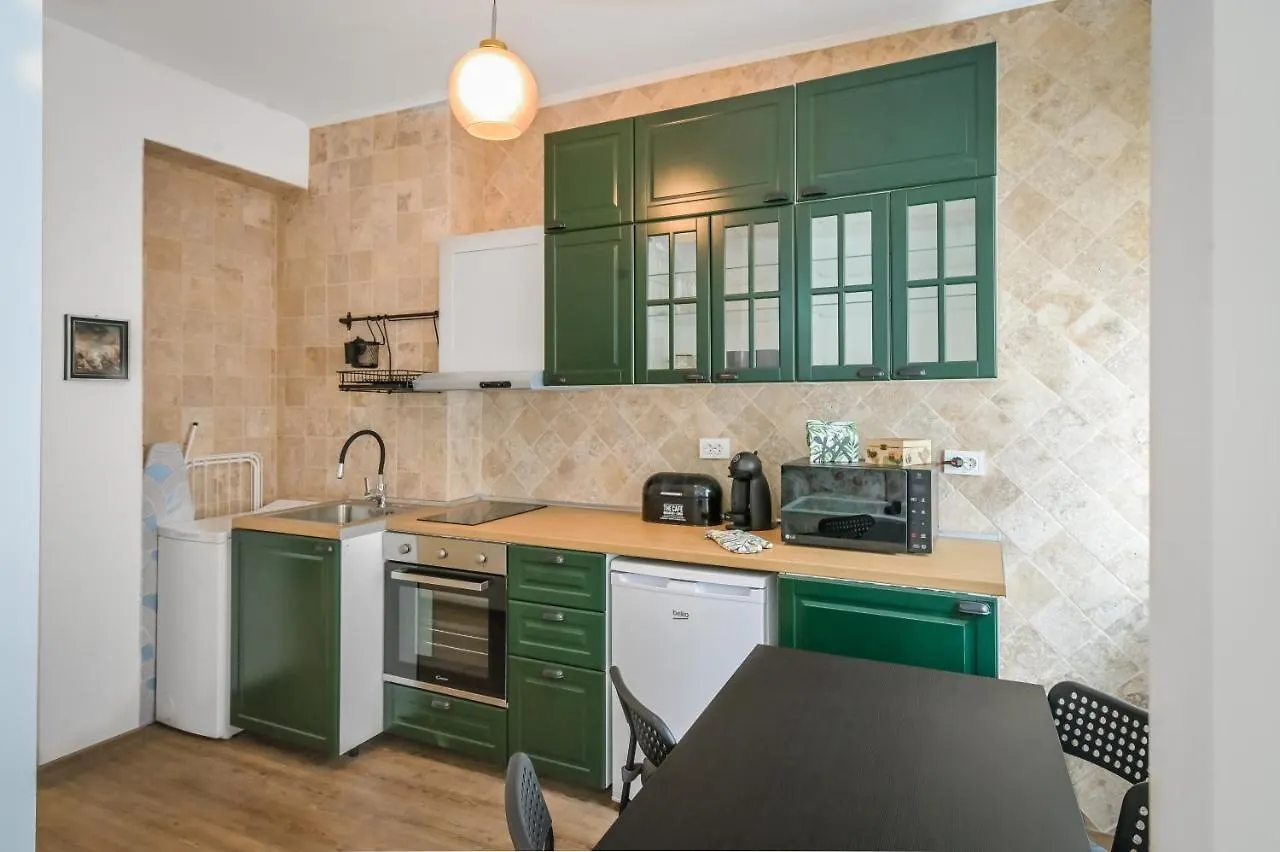 Floral Studio Retreat In Sofia City Center By Flat Mаnager Apartman
